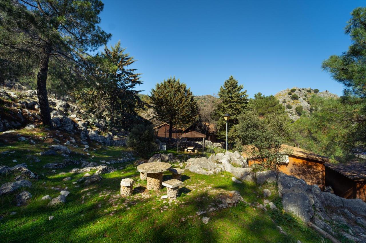 Hotel Kampaoh Grazalema Esterno foto